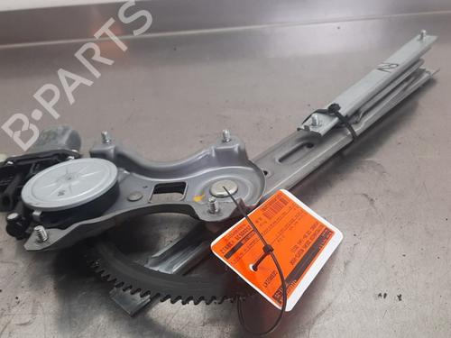 Fensterheber rechts vorne für HYUNDAI i20 I (PB, PBT) 1.2 (78 hp) 30657569