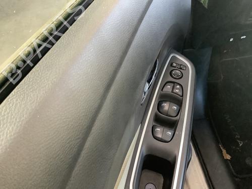 Switch NISSAN MICRA V (K14) 1.0 IG-T 100 | BP25129766I30 