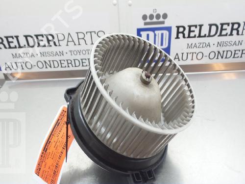 Used Heater blower motor TOYOTA COROLLA Estate (_E11_) 1.6 16V (ZZE112_, ZZE112R) (110 hp) 22151965