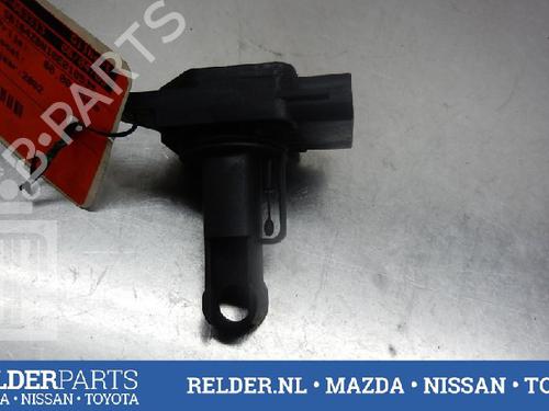 Used Mass air flow sensor TOYOTA AVENSIS Liftback (_T22_) 1.8 VVT-i (ZZT221_, ZZT221R) (129 hp) 22135491