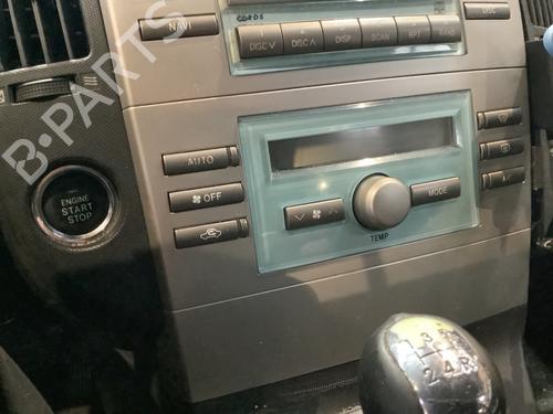 Used Climate control TOYOTA COROLLA Verso (ZER_, ZZE12_, R1_) 1.8 (ZNR11_, ZNR11R) (129 hp) 32404170