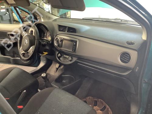 Used Airbag Kit TOYOTA YARIS (_P13_) 1.0 (KSP130_, KSP130) (69 hp) 30811309