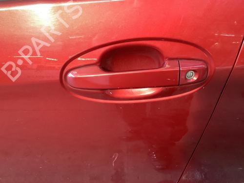 Used Front left exterior door handle TOYOTA YARIS (_P13_) 1.5 Hybrid (NHP130_, NHP130) (101 hp) 22164083