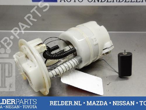 Used Fuel pump NISSAN MICRA III (K12) 1.2 16V (65 hp) 22143711
