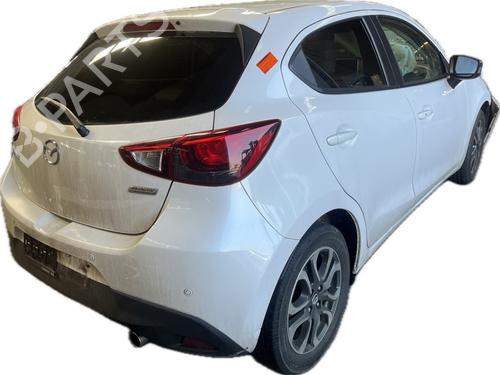 Sikkerhedssele-spænde MAZDA 2 Hatchback (DL, DJ) 1.5 SKYACTIV-G | BP24495554I32 