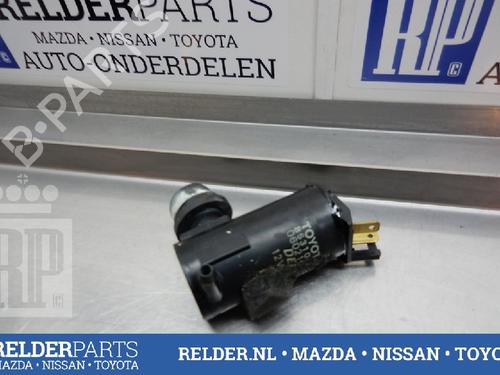 Washer pump TOYOTA LAND CRUISER 90 (_J9_) 3.0 TD (KZJ90_, KZJ95_, KZJ90R, KZJ95R, KZJ90W, KZJ95W) | BP22147481E24 