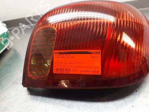 Used Right taillight TOYOTA YARIS (_P1_) 1.3 (SCP12_, SCP13_, SCP12R, SCP13R) (87 hp) 22173528