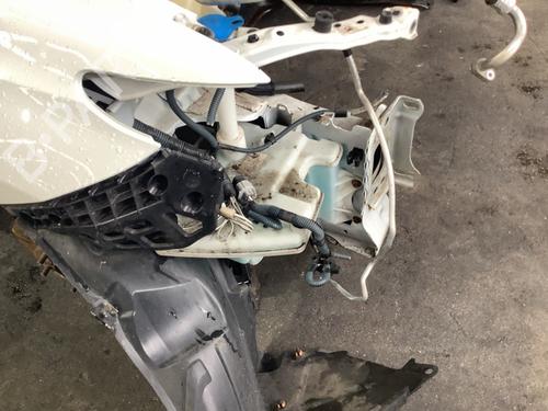 Windscreen washer tank TOYOTA AURIS (_E18_) 1.8 Hybrid (ZWE186_, ZWE186R) | BP29812318C113 
