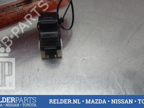 Used Switch TOYOTA PRIUS Liftback (_W2_) 1.5 Hybrid (NHW20_, NHW20R) (112 hp) 22153829