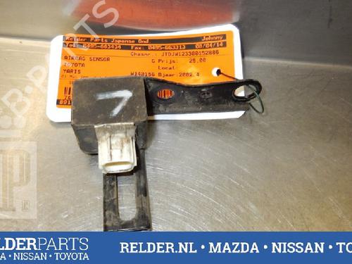 Used Electronic sensor Electronic sensor TOYOTA YARIS (_P1_) 1.3 (NCP10, SCP12_) (86 hp) 22146733 22146733