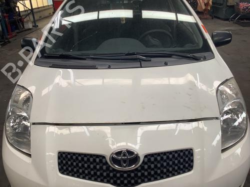 Used Hood TOYOTA YARIS (_P9_) 1.0 VVT-i (KSP90_, KSP90R) (69 hp) 25004815