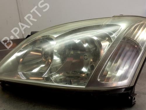 Used Left headlight TOYOTA COROLLA (_E12_) 2.0 D-4D (CDE120R, CDE120L_) (116 hp) 31027661