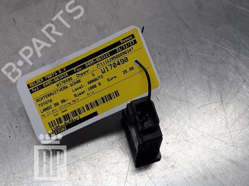 Used Switch TOYOTA LAND CRUISER 90 (_J9_) 3.0 TD (KZJ90_, KZJ95_, KZJ90R, KZJ95R, KZJ90W, KZJ95W) (125 hp) 22154947