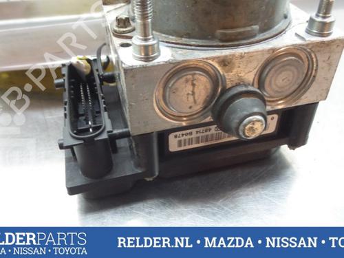 Used Electronic module NISSAN MICRA III (K12) 1.2 16V (80 hp) 22154636