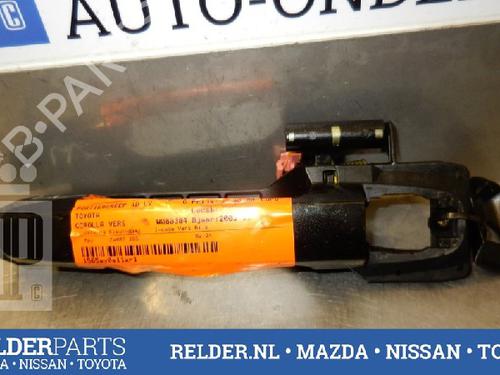 Used Front left exterior door handle TOYOTA COROLLA Verso (_E12_) 1.6 VVT-i (ZZE121_, ZZE121R) (110 hp) 22135080