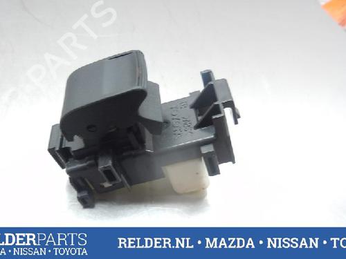 Used Switch TOYOTA RAV 4 III (_A3_) 2.0 (ZSA35_, ZSA35R) (158 hp) 22146956