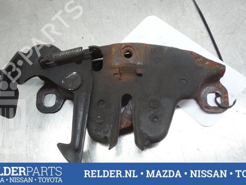 Used Hood lock NISSAN MICRA III (K12) 1.2 16V (80 hp) 22152044