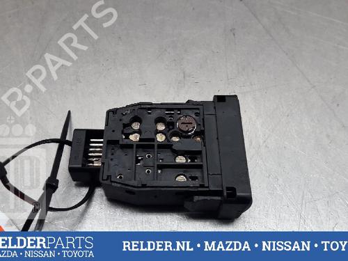 Used Warning switch TOYOTA PRIUS Liftback (_W2_) 1.5 Hybrid (NHW20_, NHW20R) (112 hp) 22158247