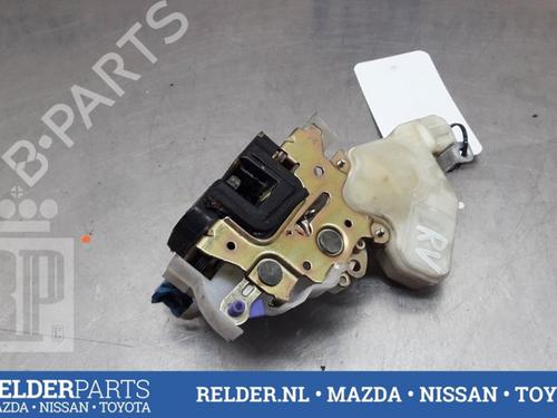 Used Front right lock NISSAN X-TRAIL I (T30) 2.5 4x4 (165 hp) 24028362