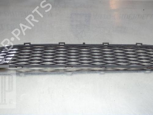 Used Grille TOYOTA YARIS (_P9_) 1.3 VVT-i (SCP90_, SCP90R) (87 hp) 22154864