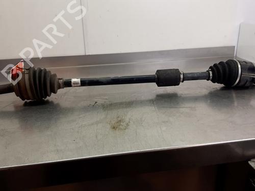 Used Right front driveshaft Right front driveshaft TOYOTA YARIS (_P13_) 1.5 Hybrid (NHP130_, NHP130) (101 hp) 33687107 33687107