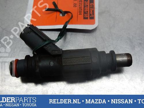 Used Injector TOYOTA COROLLA Liftback (_E11_) 1.4 (ZZE111_, ZZE111R) (97 hp) 22136392