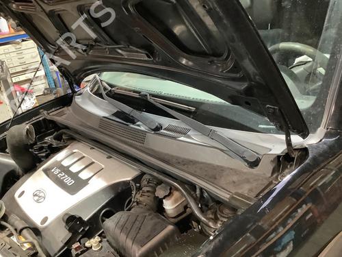 Paravan HYUNDAI TUCSON (JM) 2.7 All-wheel Drive (175 hp) 31138110