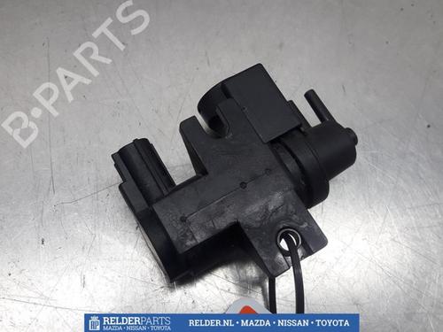 Used Electronic sensor TOYOTA AVENSIS Estate (_T27_) 2.0 D-4D (ADT270_, ADT270R) (126 hp) 22157134