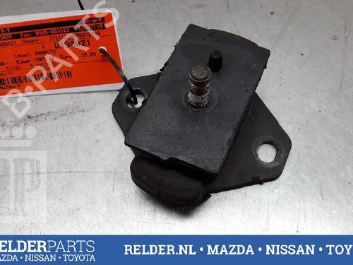 Used Engine mount TOYOTA LAND CRUISER 90 (_J9_) 3.0 TD (KZJ90_, KZJ95_, KZJ90R, KZJ95R, KZJ90W, KZJ95W) (125 hp) 22158786
