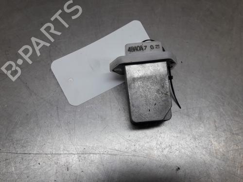 Used Heater resistor NISSAN JUKE (F15) 1.2 DIG-T (115 hp) 22165557