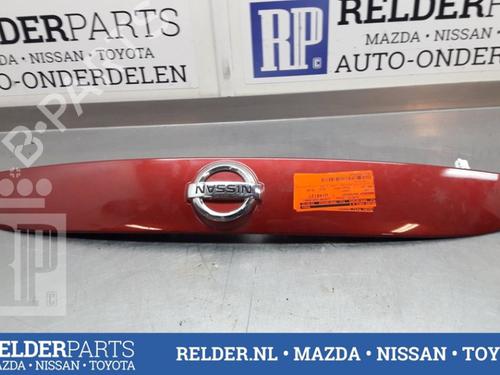 Trunk håndtak NISSAN JUKE (F15) 1.6 DIG-T (190 hp) 22161697