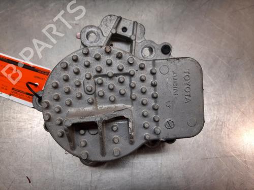 Used Auxiliary water pump TOYOTA YARIS (_P13_) 1.5 Hybrid (NHP130_, NHP130) (101 hp) 22168352