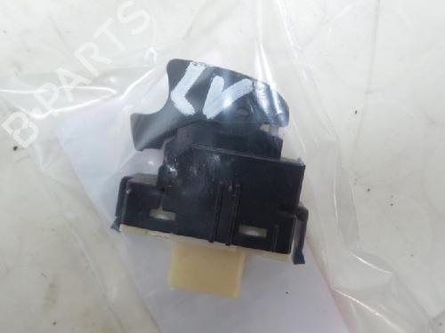 Used Switch TOYOTA AVENSIS (_T25_) 1.8 VVT-i (ZZT251_, ZZT251R) (129 hp) 22148410