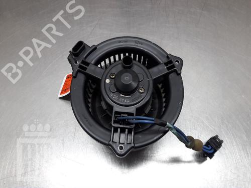 Used Heater blower motor TOYOTA AVENSIS VERSO (_M2_) 2.0 D (CLM20_, CLM20R) (116 hp) 22154535