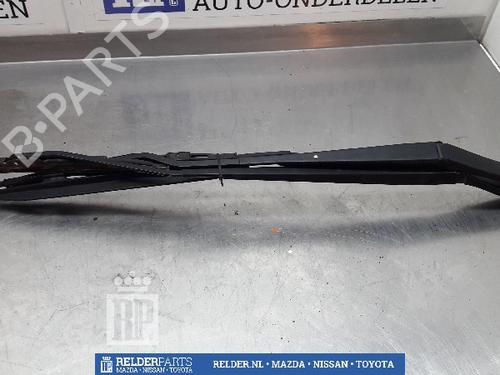 Used Front windshield wiper arm NISSAN MICRA IV (K13K, K13KK) 1.2 (80 hp) 22158059