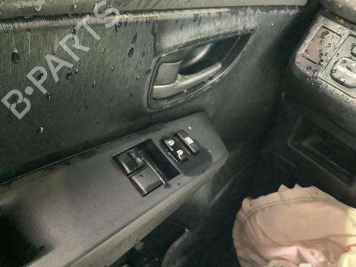 Commutateur TOYOTA YARIS (_P9_) 1.33 VVT-i (NSP90_, NSP90R) | BP29917331I30 