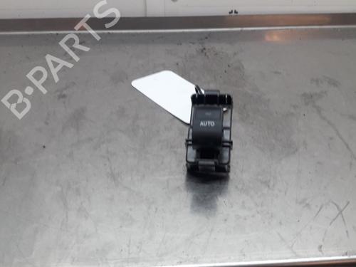 Used Switch TOYOTA AURIS Estate (_E18_) 1.8 Hybrid (ZWE186_, ZWE186R, ZWE186H) (136 hp) 22163476