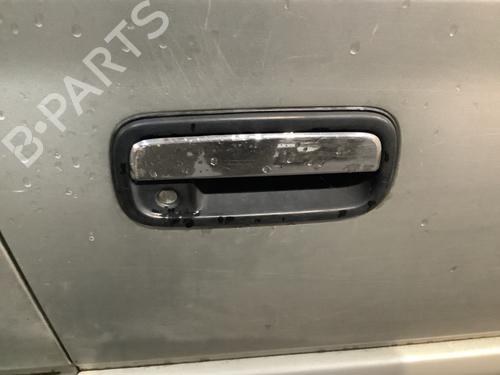 Used Exterior handle TOYOTA LAND CRUISER 90 (_J9_) 3.0 TD (KZJ90_, KZJ95_, KZJ90R, KZJ95R, KZJ90W, KZJ95W) (125 hp) 23187060