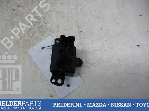 Warning switch NISSAN ALMERA TINO (V10) 2.2 dCi | BP22137137I22 