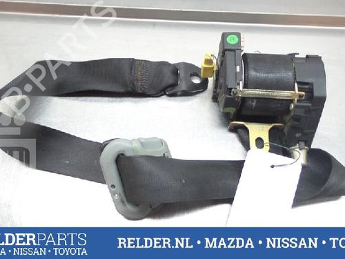 Used Seat buckle TOYOTA AVENSIS Liftback (_T22_) 1.8 i (AT221_, AT221R) (110 hp) 22137762