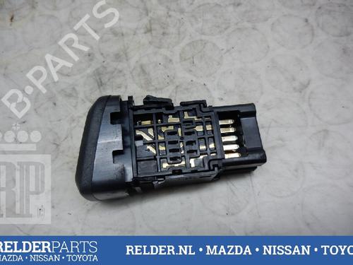 Used Warning switch NISSAN ALMERA II Hatchback (N16) 1.5 (98 hp) 22146217