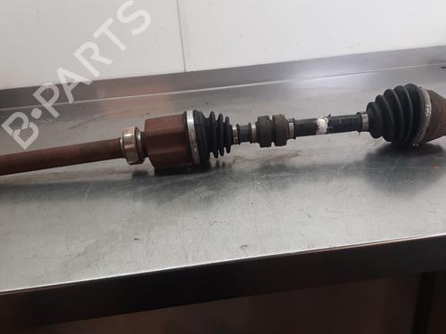 Used Right front driveshaft NISSAN JUKE (F15) 1.2 DIG-T (115 hp) 30805078