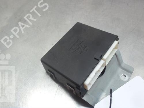 Used Control unit Control unit TOYOTA MR2 III (ZZW3_) 1.8 16V VT-i (ZZW30) (140 hp) 22153846 22153846