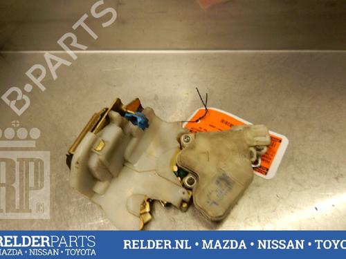 Used Rear left lock NISSAN X-TRAIL I (T30) 2.2 dCi 4x4 (136 hp) 22147187