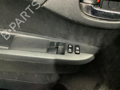 Used Switch Switch TOYOTA VERSO S (_P12_) 1.33 (NSP120_) (99 hp) 29576166 29576166