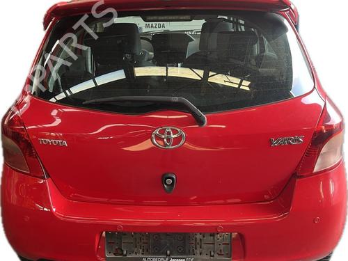 Washer pump TOYOTA YARIS (_P9_) 1.0 VVT-i (KSP90_, KSP90R) | BP22172973E24 