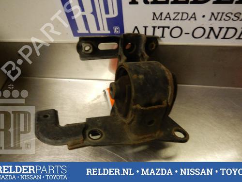 Used Engine mount TOYOTA RAV 4 II (_A2_) 2.0 4WD (ACA21, ACA20) (150 hp) 22146392