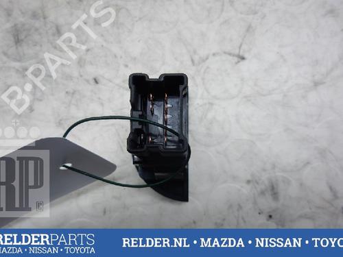 Warning switch NISSAN X-TRAIL I (T30) 2.2 dCi 4x4 | BP22147749I22 