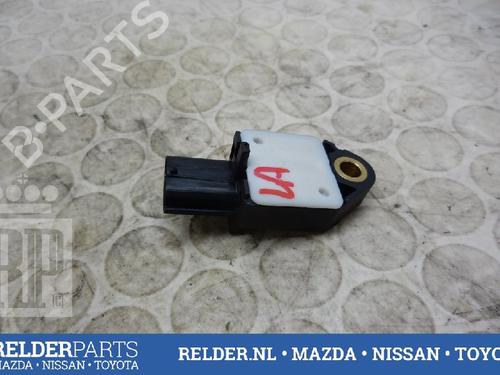 Used Electronic module TOYOTA COROLLA (_E12_) 1.4 VVT-i (ZZE120_, ZZE120R) (97 hp) 22144634