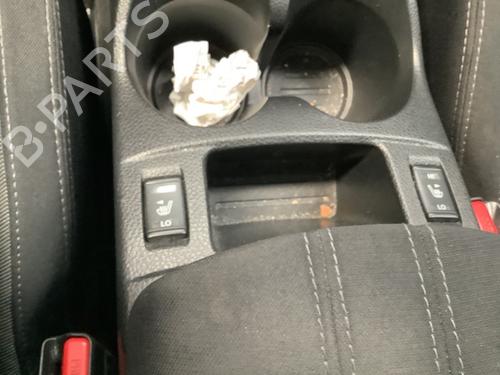 Used Switch Switch NISSAN QASHQAI II (J11, J11_) 1.2 DIG-T (115 hp) 38489696 38489696